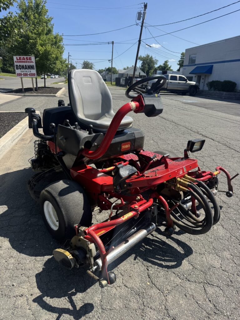 4371