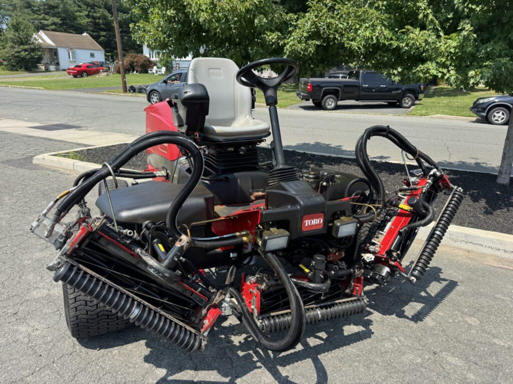 4395