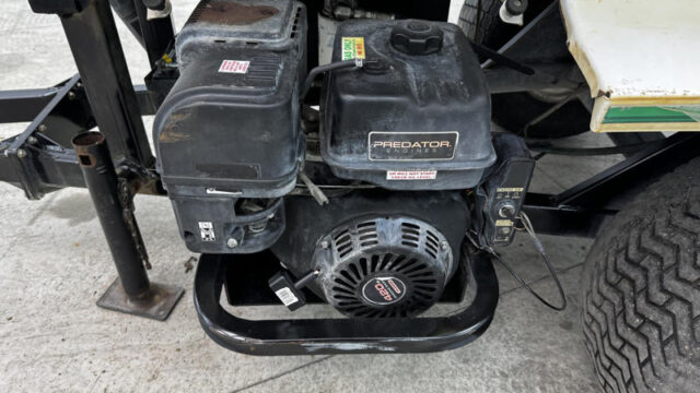 Dakota-410-Turf-Tender-Pull-Behind-Top-Dresser-6-800×600-1