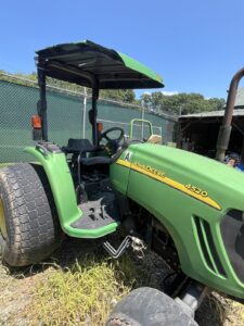 John Deere 4520