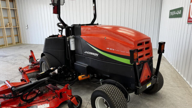 Jacobsen-HR9016-Turbo-Diesel-4WD-Wide-Area-Mower-3-800×600-1-1