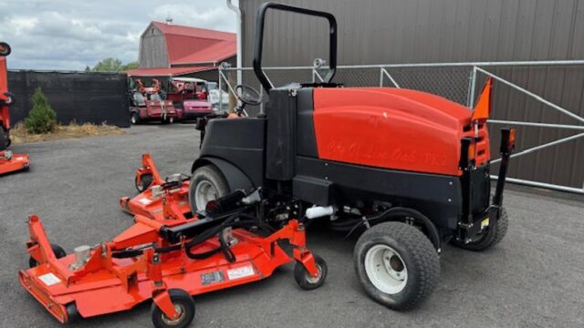 Jacobsen-HR9016-Turbo-Diesel-4WD-Wide-Area-Mower-3-800×600-1