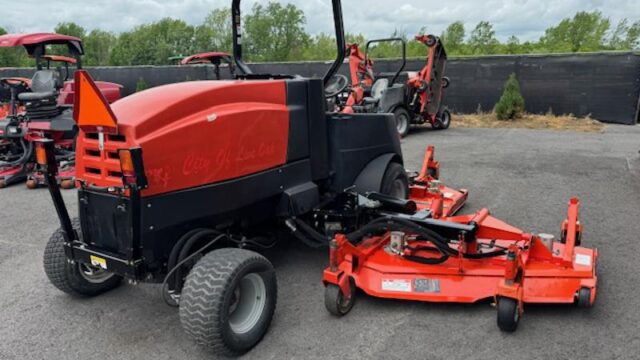 Jacobsen-HR9016-Turbo-Diesel-4WD-Wide-Area-Mower-4-800×600-1