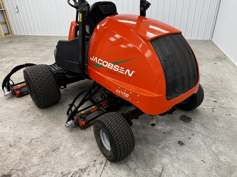 Jacobsen-LF-550-Diesel-2WD-Fairway-Mower-6-800×600-1