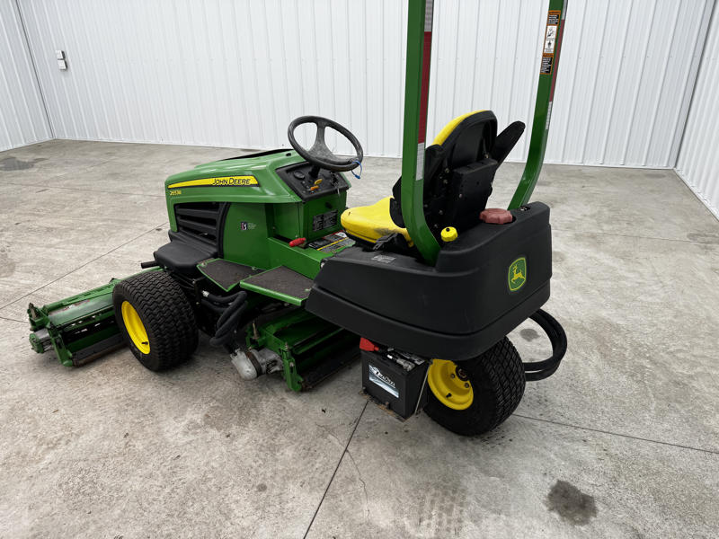 John-Deere-2653B-Trim-Slope-Surrounds-Reel-Mower-5-800×600-1