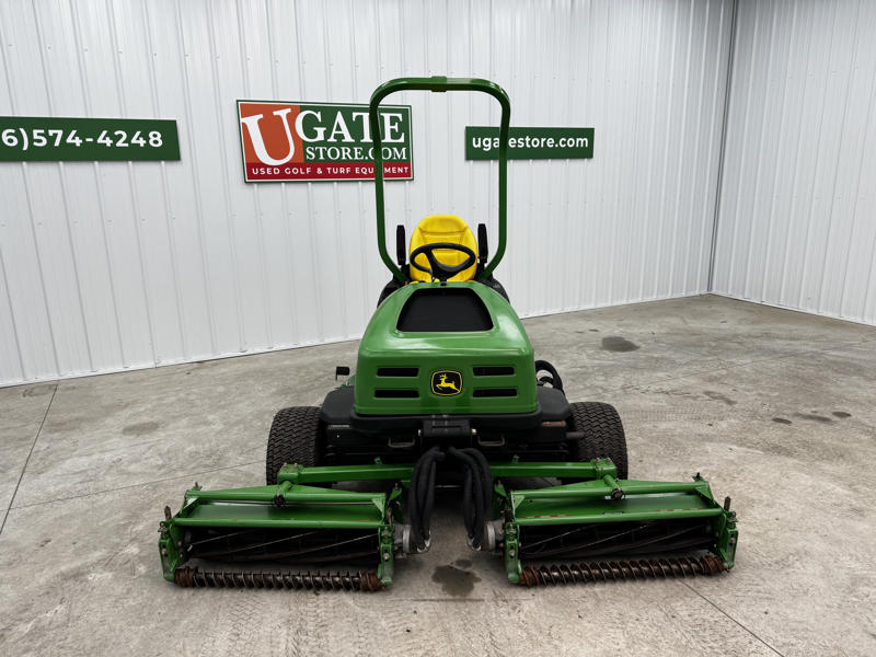 John-Deere-2653B-Trim-Slope-Surrounds-Reel-Mower-8-800×600-1