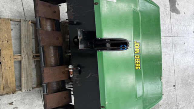 John-Deere-Aerocore-500-3-PT-Tractor-Driven-Aerator-4-800×600-1