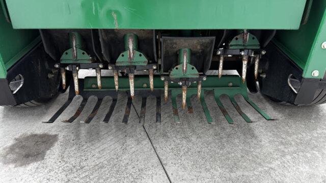 Ryan-GA-30-Ride-on-Gas-Aerator-5-800×600-1