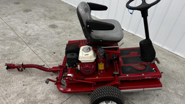 Toro-Greens-Roller-1240-Turf-and-Greens-Roller-2-800×600-1