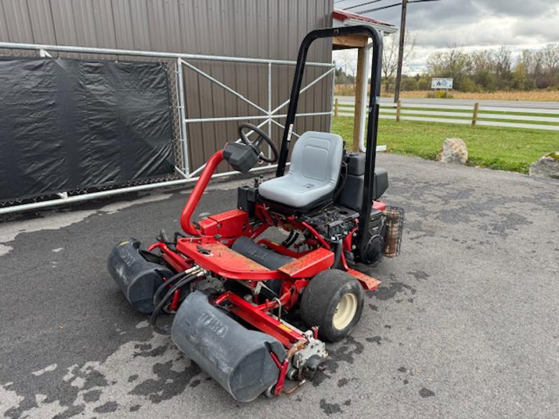 Toro-Greensmaster-3150-Gas-2WD-Greens-Mower-2-800×600-1