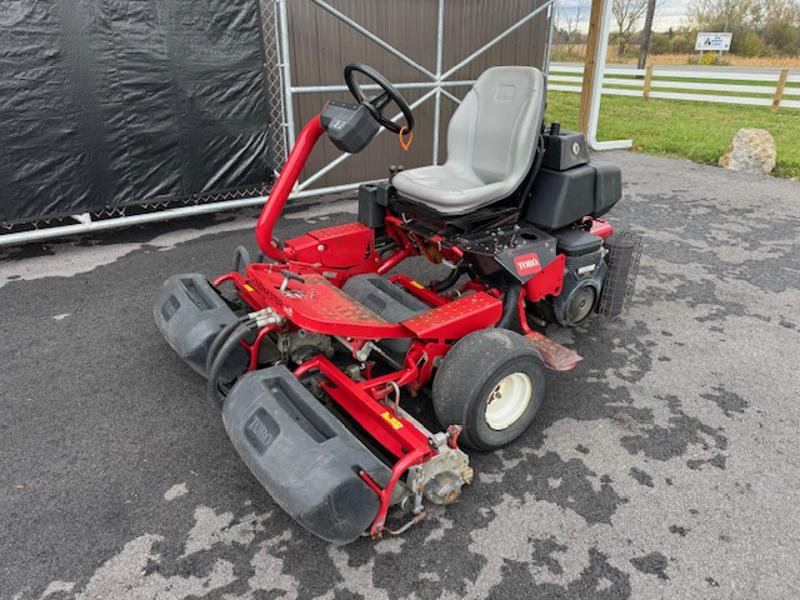 Toro-Greensmaster-3150-Gas-2WD-Greensmower-2-800×600-1