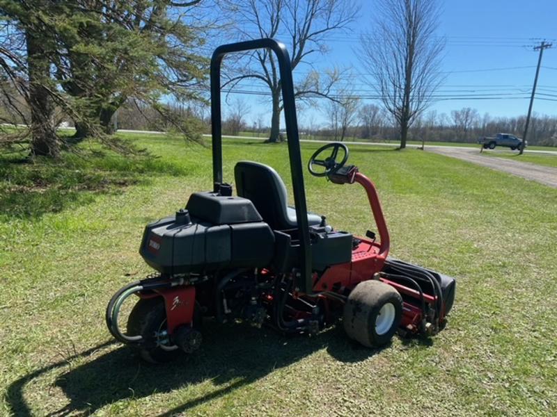 Toro-Greensmaster-3150-Gas-3WD-Greens-Mower-6-800×600-1