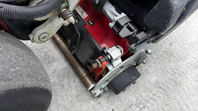 Toro-Greensmaster-TriFlex-3300-Greens-Mower-2-800×600-1