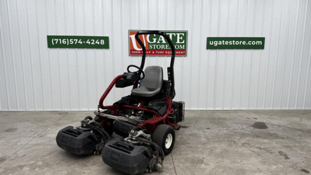 Toro-Greensmaster-Triflex-3300-Gas-2WD-Greensmower-2-800×600-1