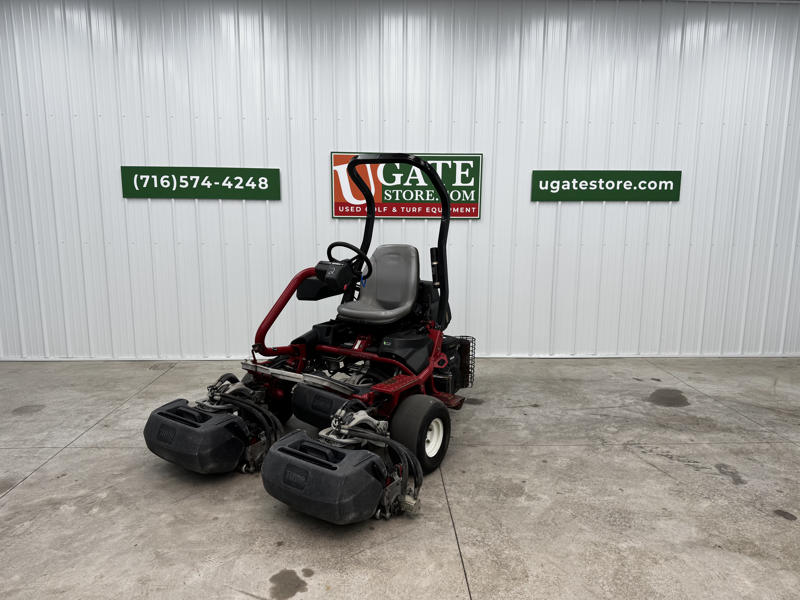 Toro-Greensmaster-Triflex-3300-Gas-2WD-Greensmower-2-800×600-1