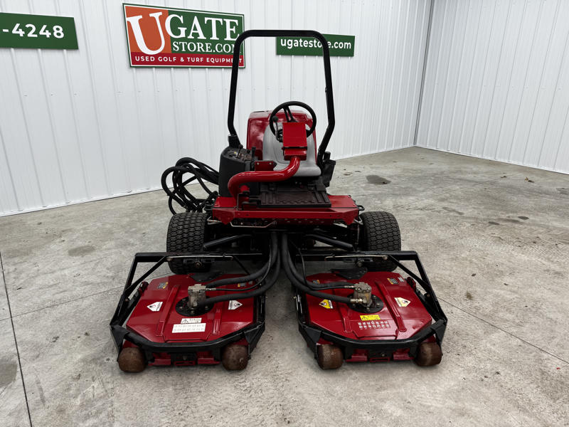 Toro-Groundsmaster-3500-Sidewinder-Diesel-3WD-Contouring-Mower-3-800×600-1