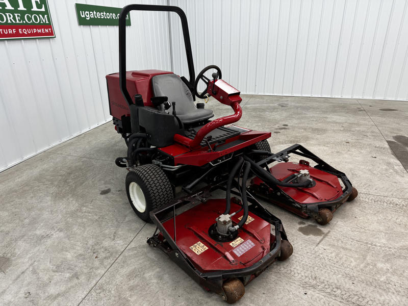 Toro-Groundsmaster-3505-Diesel-2WD-Contouring-Rotary-Mower-1-800×600-1-1