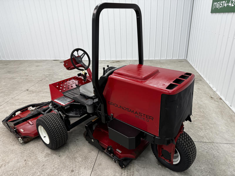 Toro-Groundsmaster-3505-Diesel-2WD-Contouring-Rotary-Mower-3-800×600-1-1