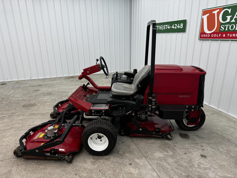 Toro-Groundsmaster-3505-Diesel-2WD-Contouring-Rotary-Mower-4-800×600-1