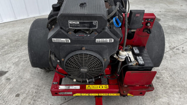 Toro-Pro-Force-Pull-Behind-Debris-Blower-3-800×600-1-1
