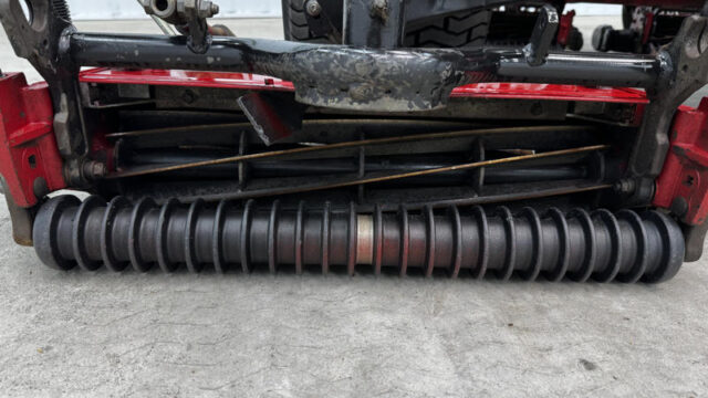 Toro-Reelmaster-5410-Diesel-2WD-Fairway-Reel-Mower-2-800×600-1-2