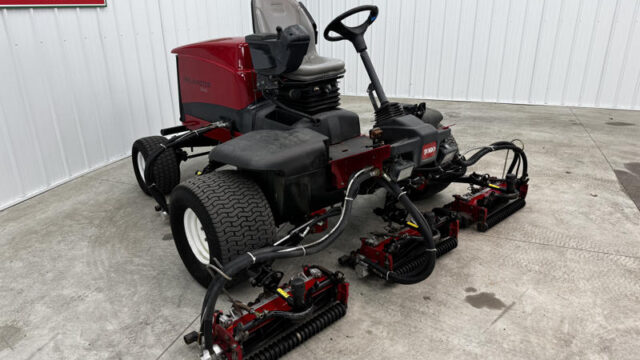 Toro-Reelmaster-5410-Diesel-2WD-Fairway-Reel-Mower-3-800×600-1-1
