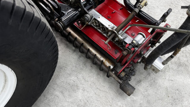 Toro-Reelmaster-5410-Diesel-2WD-Fairway-Reel-Mower-3-800×600-1-2