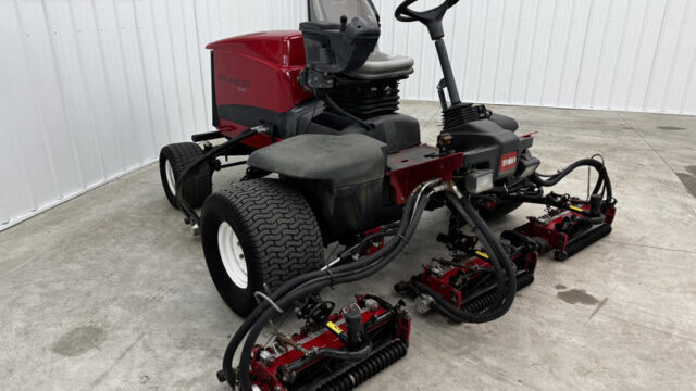Toro-Reelmaster-5410-Diesel-2WD-Fairway-Reel-Mower-9-800×600-1