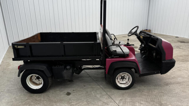 Toro-Workman-HDX-2WD-Gas-Utility-Vehicle-2-800×600-1