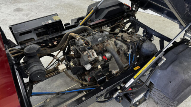Toro-Workman-HDX-Diesel-2WD-Utility-Vehicle-9-800×600-1