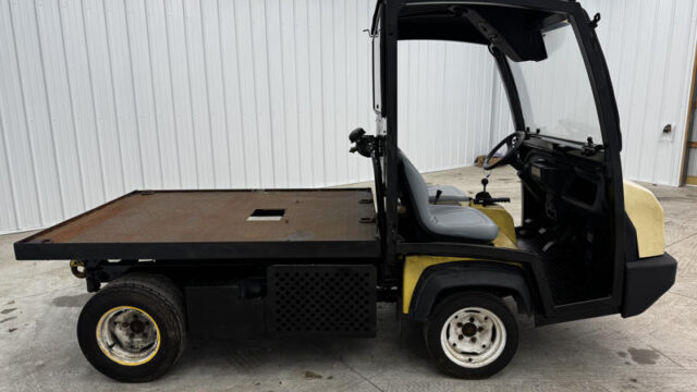 Toro-Workman-INDUSTRIAL-HDX-Diesel-2WD-Fixed-Flat-Bed-Utility-Vehicle-8-800×600-1