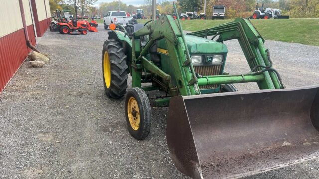 john-deere-tractor-1
