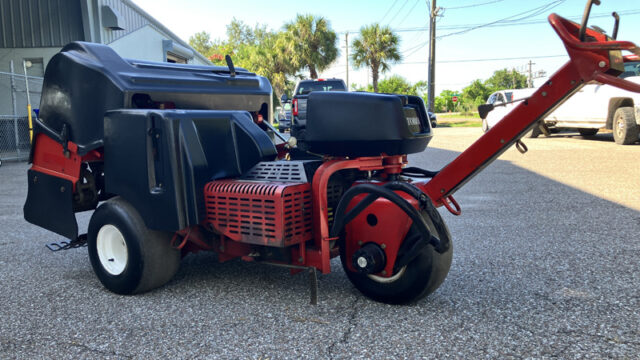 2017_Toro_Procore_648_Used_walkbehind_Greens_Aerator_Statewide_Turf_Equipment_50A-122-4