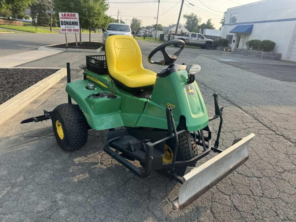 4881