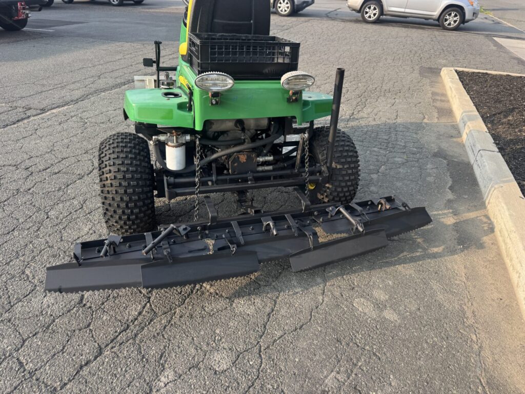 4882