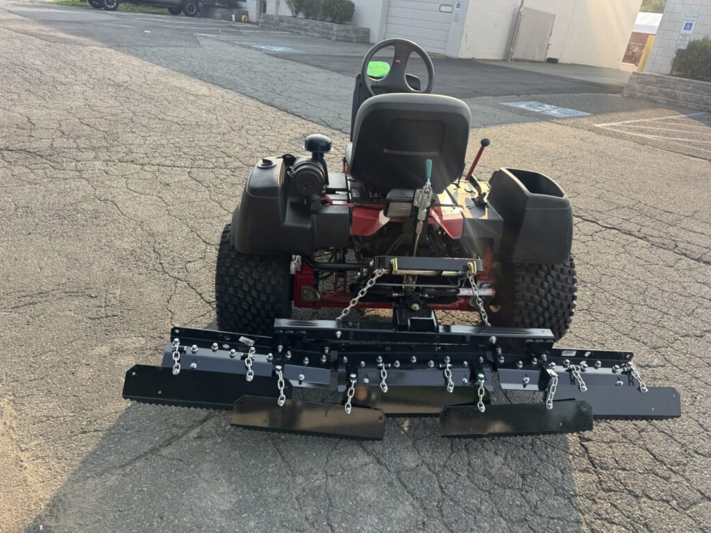 4890