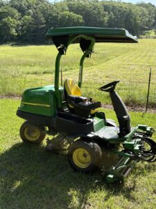 John Deere 2500B