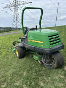 John Deere 7400 Terrain Cut