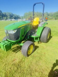 John Deere 4066 R Open station