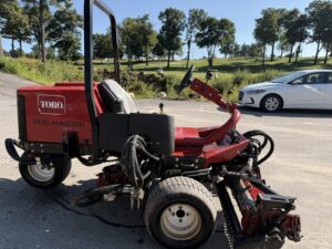 2015 Toro Sidewinder 3100 Step Cut/Surrounds mower