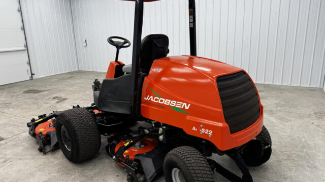 Jacobsen-AR522-Diesel-4WD-Contouring-Rotary-Mower-4-800×600-1