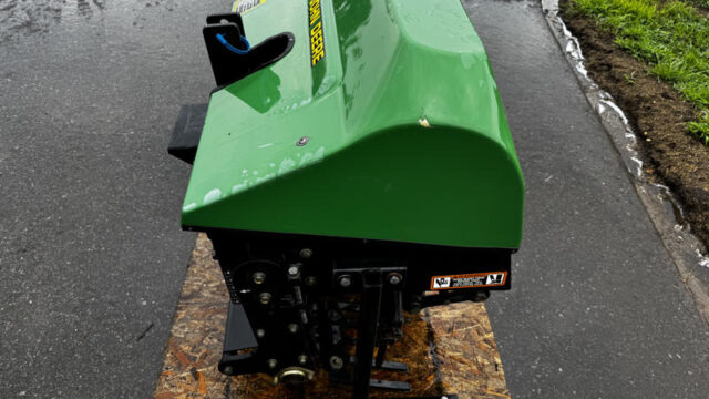 John-Deere-Aercore-1000-Tractor-Mounted-PTO-Driven-Aerator-1-800×600-1