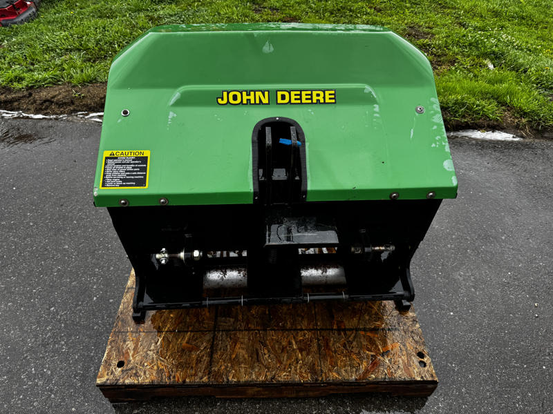 John-Deere-Aercore-1000-Tractor-Mounted-PTO-Driven-Aerator-2-800×600-1