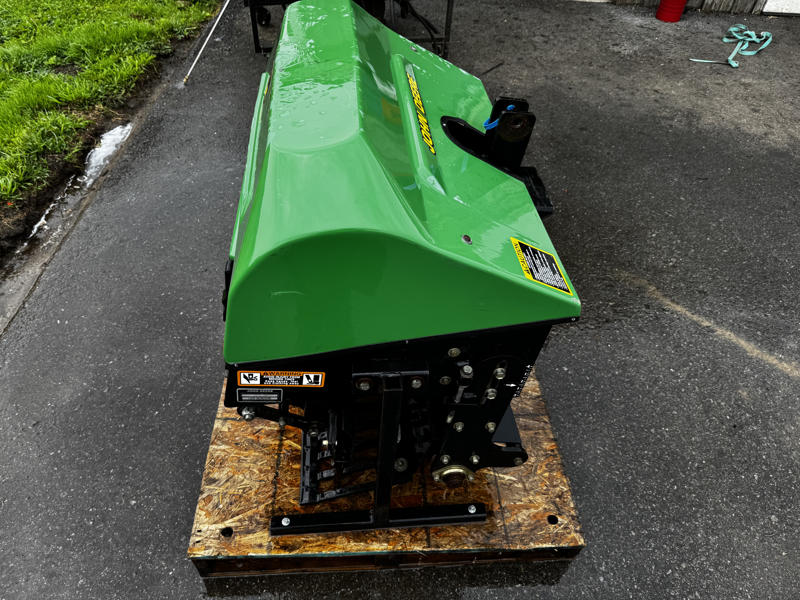 John-Deere-Aercore-1000-Tractor-Mounted-PTO-Driven-Aerator-3-800×600-1