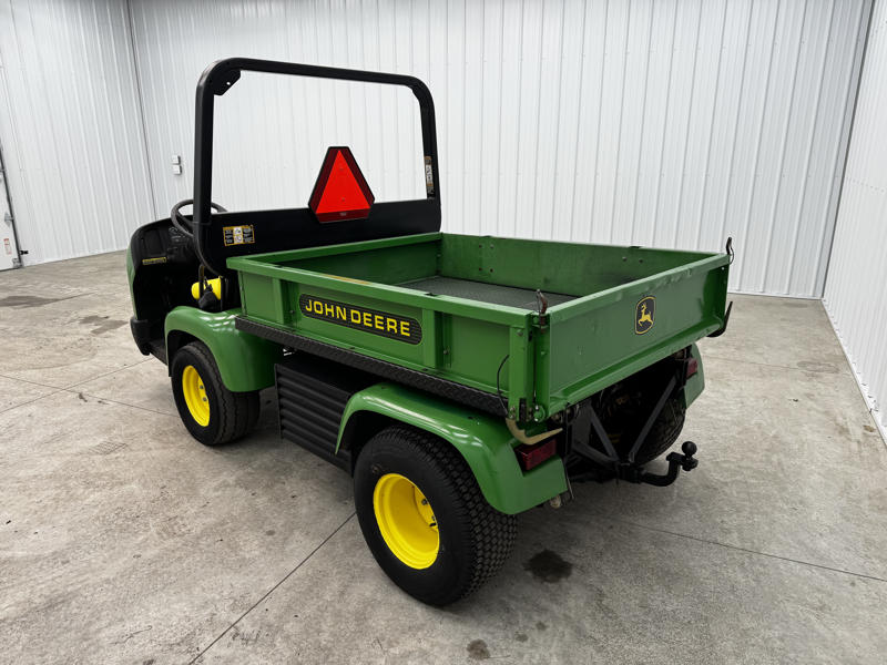 John-Deere-Pro-Gator-2030-Diesel-2WD-w_-Aux-Hydraulics-4-800×600-1