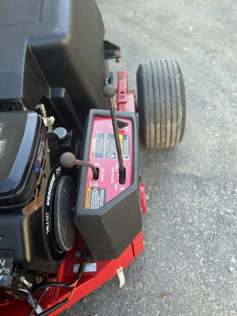 TORO-GREENS-AERATOR-3