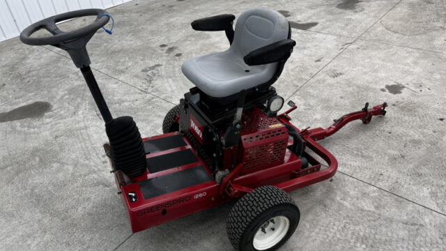 Toro-GreensPro-1260-Greens-Roller-1-800×600-1