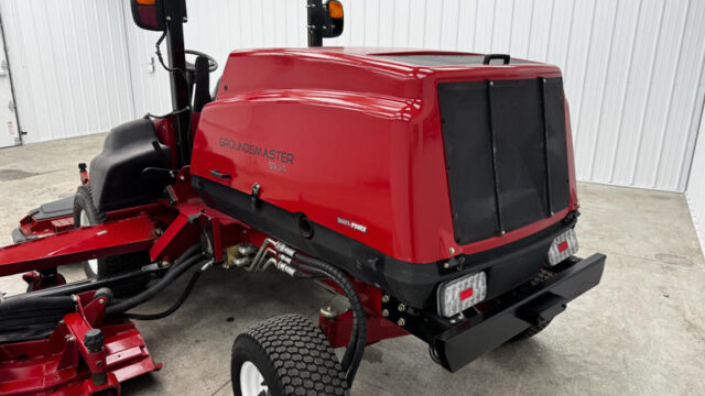 Toro-Groundmaster-5900-Diesel-4WD-Wide-Area-Mower-3-800×600-1