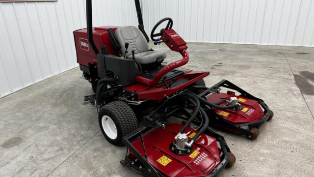 Toro-Groundsmaster-3505-Diesel-Contouring-Rotary-Mower-1-800×600-1
