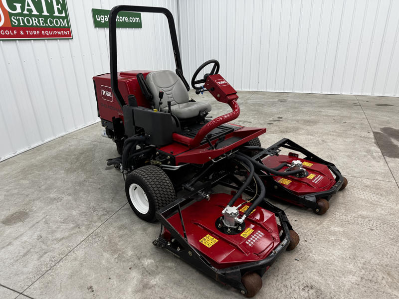 Toro-Groundsmaster-3505-Diesel-Contouring-Rotary-Mower-1-800×600-1